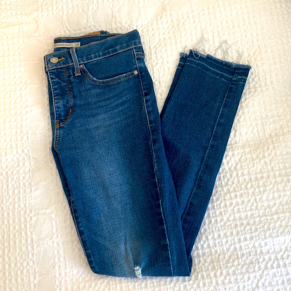Levi’s 311 Shaping skinny jeans